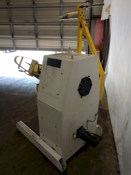 1,100 LBS X 16" GSW MODEL #MHM0.5/1250SO SERVO MOTORIZED COIL REEL UNCOILER: STOCK 12986