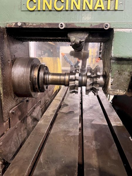 14" X 72" CINCINNATI HYPOWERMATIC HORIZONTAL BED-TYPE MILL / MILLING MACHINE: STOCK #20657