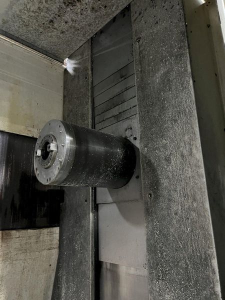 Hyundai Wia #KH1000, CNC horizontal machining center, 82.6" X, 53.1" Y, 55.1" Z, 8000 RPM, 35 HP