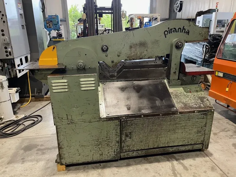 PIRANHA P-90  90 Ton Hydraulic Ironworker 1994’ USA 7118