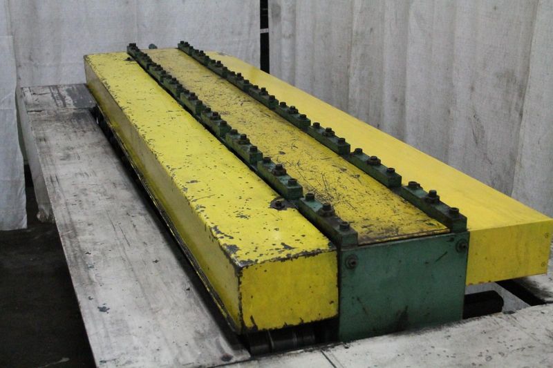 9 STAND X 1.75' ARBOR CLINTON DOUBLE SIDE ROLLFORMER: STOCK #65861