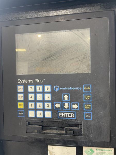 36" X 36" ENVIROTRONICS MODEL #ST27 ENVIRONMENTAL TESTING CHAMBER: STOCK #15427