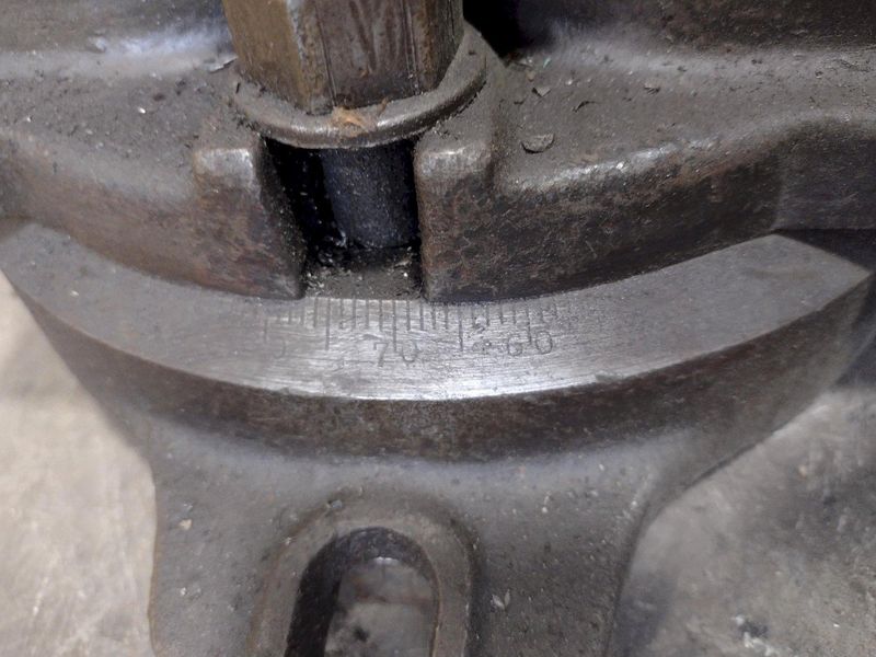 SWIVEL MACHINE VISE: STOCK 17853