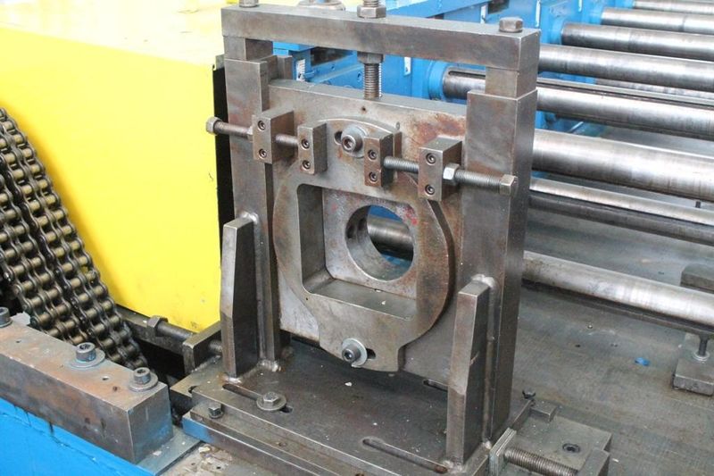 12 STAND X 2" X 24"W DAHLSTROM CHAIN DRIVE ROLLFORMER: STOCK #61088