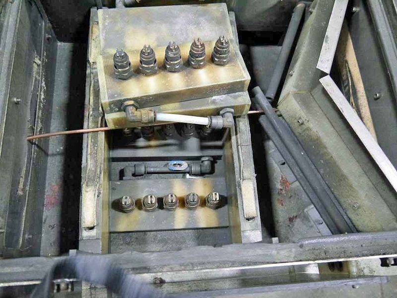 Strip Cleaning System, Bathy's