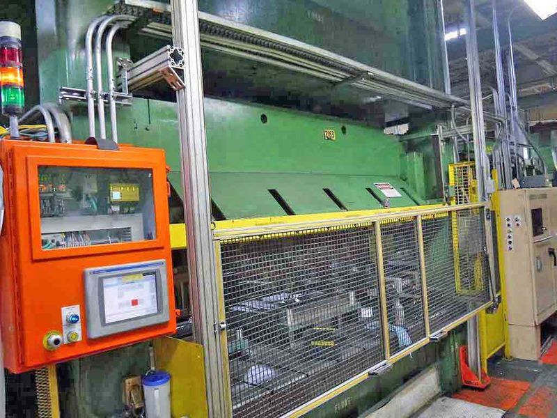 600 Ton Pacific Straight Side Hydraulic Press