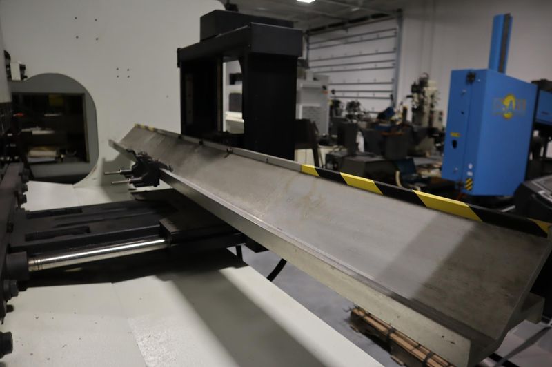Hurco PA65-25 CNC Hydraulic Press Brake, 71 Ton x 98", Hurco AutoBend 7 Control and Back Gauge, Large Assortment of Dies