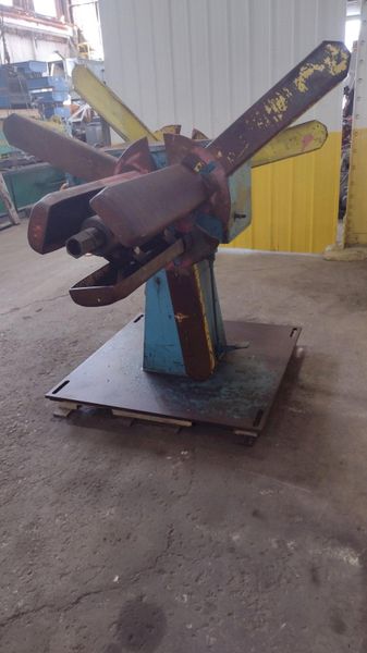 4,000 LB (2 TON) X 28" MAXCOIL DOUBLE END PULL OFF COIL REEL UNCOILER: STOCK #14942