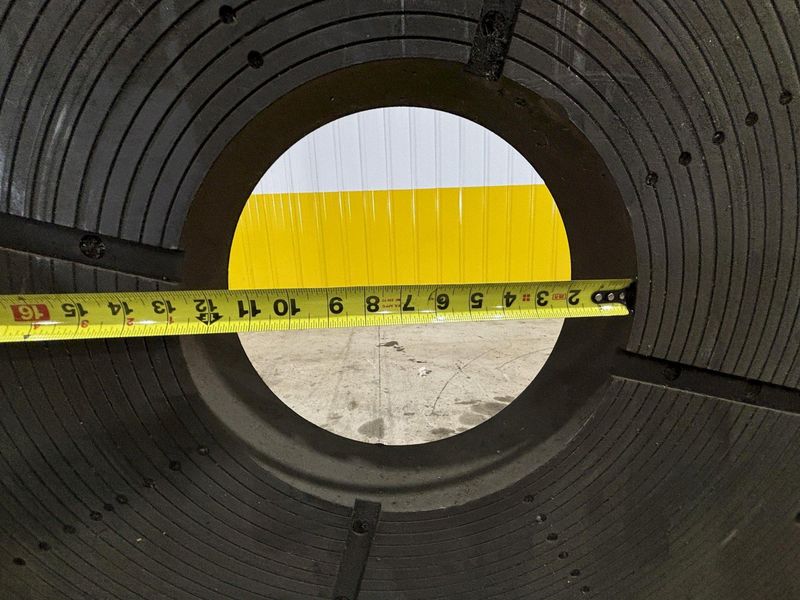 60" FACEPLATE TYPE LATHE CHUCK: STOCK #21162