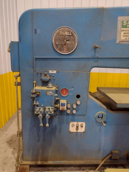 60" DOALL MODEL #60-3 DEEP THROAT VERTICAL CONTOUR BANDSAW: STOCK #23680