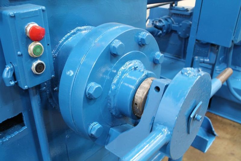 1-1/2' KANE & ROACH MODEL #2150U 2-ROLL CROSS AXIS ROTARY STRAIGHTENER: