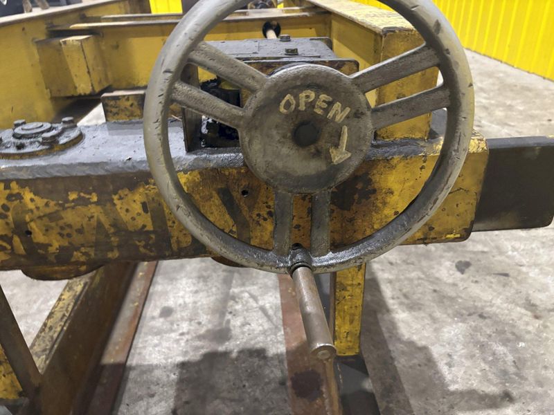 20,000 LBS (10 TON) X 84" X 20"-68" CADY ADJUSTABLE SHEET LIFTER: STOCK #23006