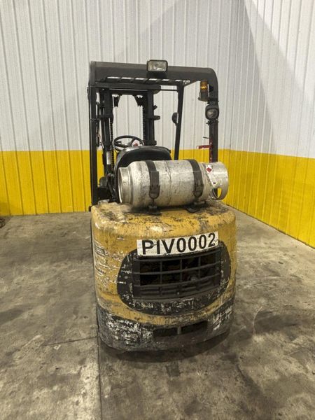 5,000 LBS CATERPILLAR MODEL #GC30K LP GAS FORKLIFT: STOCK #23033