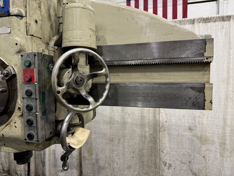 5' X 17" CARLTON RADIAL ARM DRILL: STOCK #77676