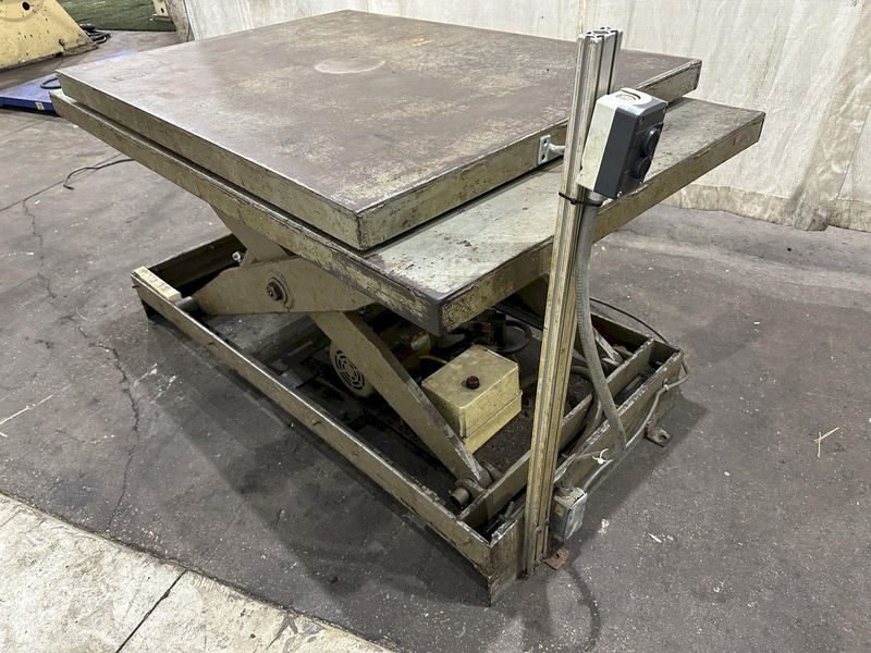 36" X 60" HYDRAULIC SCISSOR LIFT TABLE: STOCK #77619
