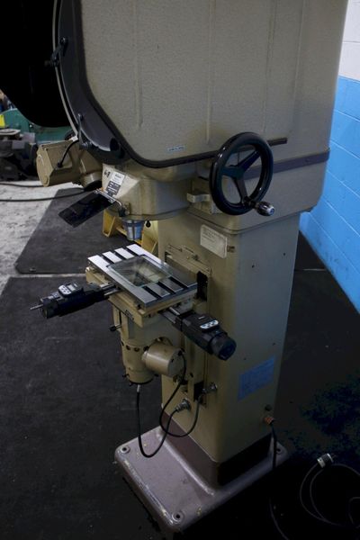 14" NIKON COMPARATOR: STOCK #75646