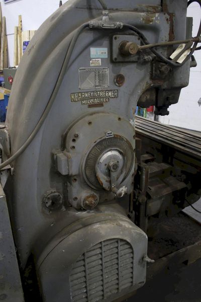 KEARNEY & TRECKER MODEL 210 CH VERTICLA MILL: STOCK #756532
