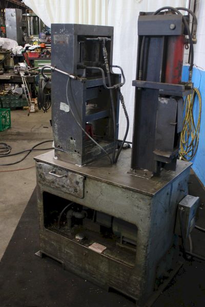 HYDRAULIC PIPE NOTCHER: STOCK #74721