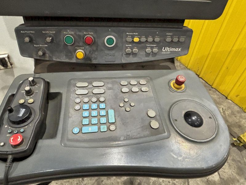 16" X 24" X 20" HURCO MODEL BMC2416/DSM VERTICAL CNC MACHINING CENTER: STOCK #22461