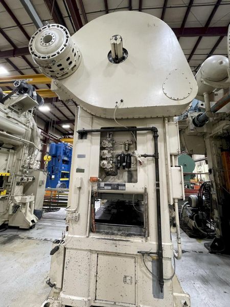 300 ton Niagara SC2-300-72-42P Used Straight Side Double Crank Mechanical Metal Stamping Press F