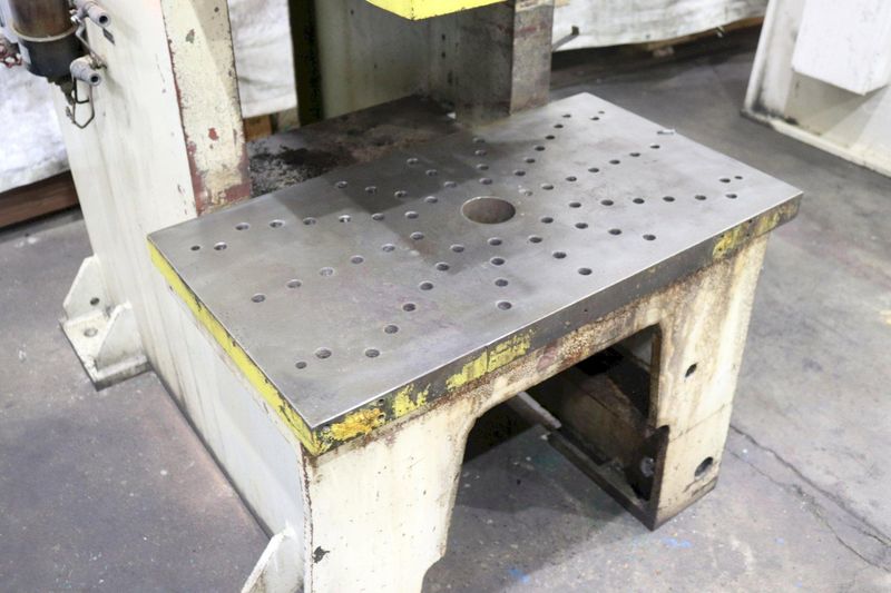 60 TON STAMTEC GAP FRAME PRESS: STOCK #72886