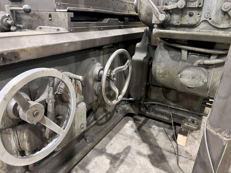 #3B DEVLIEG MODEL #3B-48 SPIRAMATIC HORIZONTAL SPINDLE TABLE JIG MILL: STOCK #22358