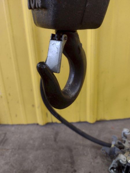 2 TON (4,000 LB) YALE MODEL #MEL2N10H652 ELECTRIC CHAIN HOIST: STOCK #15218