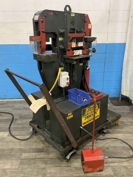 50 TON EDWARDS JAWS IV HYDRAULIC IRONWORKER: STOCK #80758