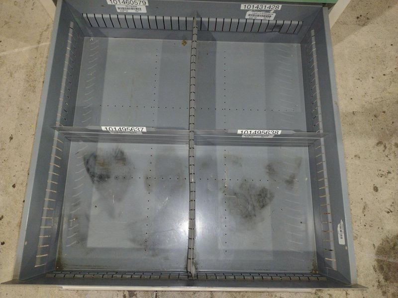 7 DRAWER VIDMAR INDUSTRIAL STORAGE CABINET 30" X 27.5" X 59": STOCK  #21502 (24 AVAILABLE)
