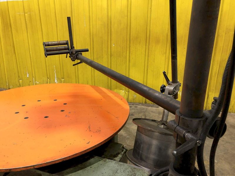 3,500 LB X 40" DYNAMIC FEEDS MODEL #PH-1000 MOTORIZED PALLET TYPE HORIZONTAL COIL REEL DECOILER: