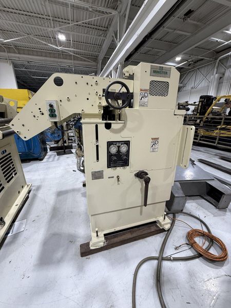 24,000 lbs. x 32" Width Minster Conventional Heavy Duty Servo Coil Feed Line, Model MRH20-38S /