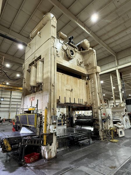 1000-ton Verson S4-1000-144-90T Straight Side Press - Used, Double Crank Stamping Press For Sale