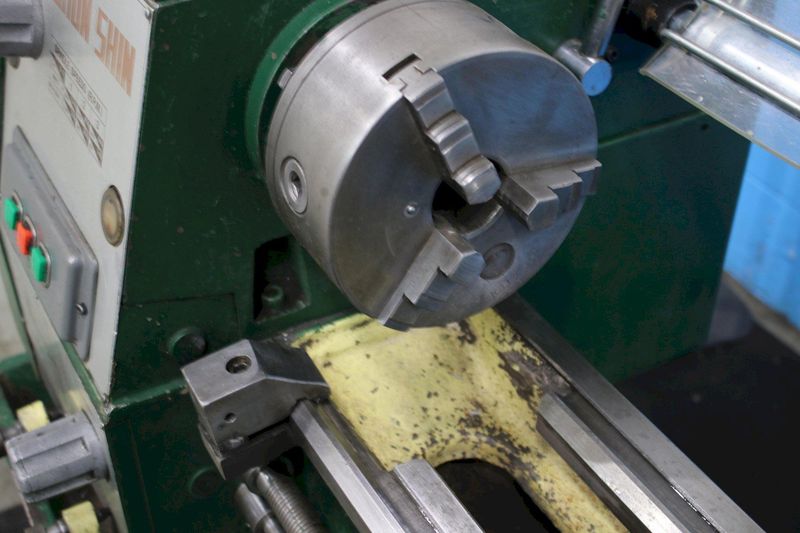 12" X 36" SHUN SHIN ENGINE LATHE: STOCK #74873