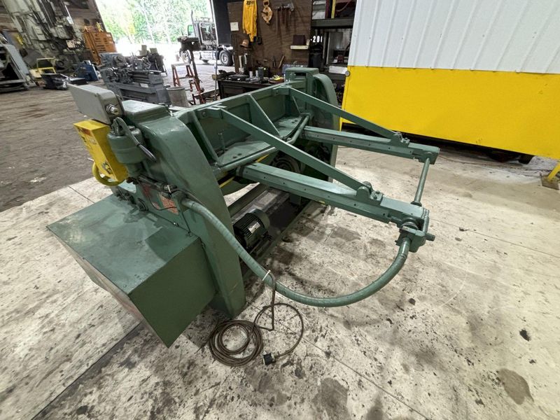 4' X 10 GAUGE PEXTO MODEL #10-U-4B MECHANICAL POWER SHEAR: STOCK #21257