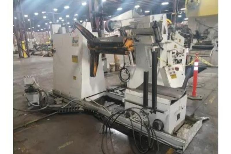 12,500 LB X 36" X .125" CWP UNCOILER STRAIGHTENER COMBO