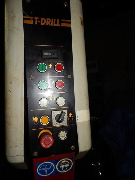 T-DRILL TUBE COLLAR MACHINE