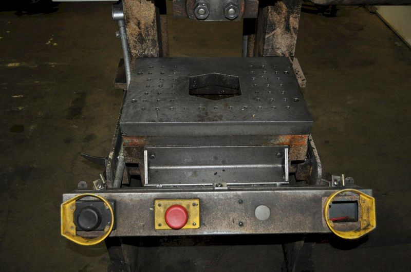 25 TON ROUSSELLE OBI
