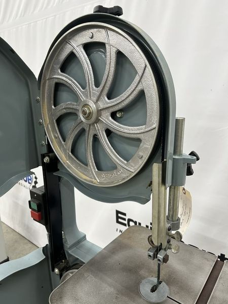 Delta 28-203 14″ Vertical Band Saw
