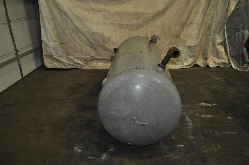 350 GALLON AIR RECIEVER TANK137 PSI