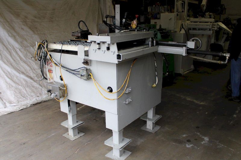 24" X 24" X .090" AIR FEEDS INC FEEDER STRAIGHTENER