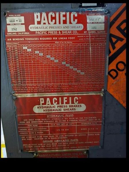 110 TON X 10' PACIFIC HYDRAULIC PRESS BRAKE