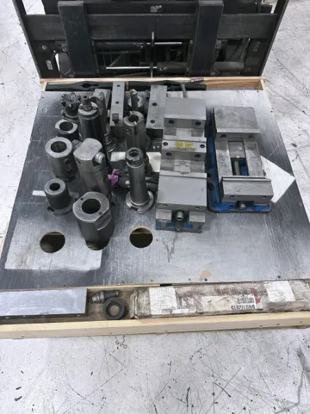 Haas VF-7/50 (2012) VMC Vertical Machining Center