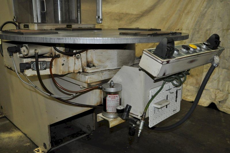 30 TON GREENERD HYDRAULIC PRESS