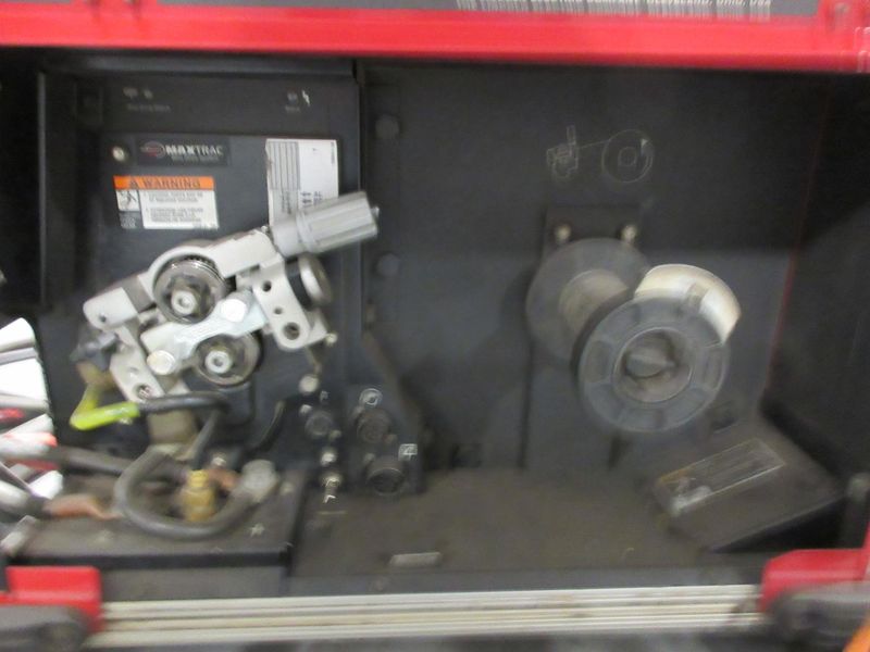 Lincoln Electric Power Wave C300 multi-process power source with an integrated wire feeder- Auction Item