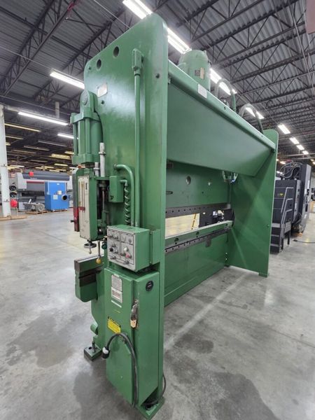 Cincinnati CB 135 Ton x 12′ Hydraulic Press Brake