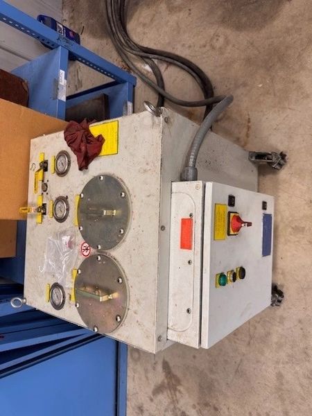 Hurco VMX42UI 5-Axis CNC Vertical Machining Center (2015)
