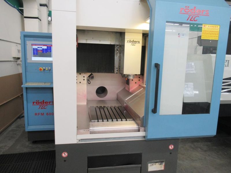 Roeders TEC RFM 600 High Speed CNC Vertical Machining Center, Roeders CNC Control, 42K RPM, 18 ATC, Probing- Auction Item