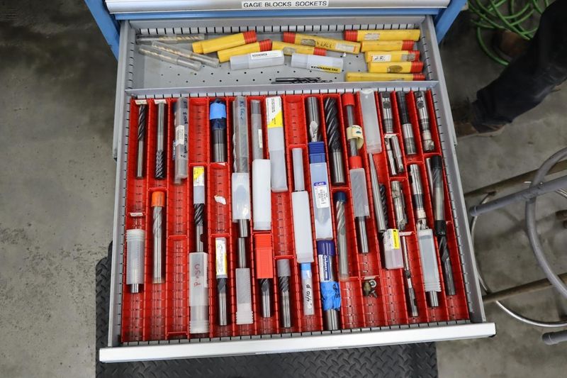 Lista HD Tool Cabinet - 11 Drawer - LOADED with Cutting Tools - A LOT OF CARBIDE- Auction Item