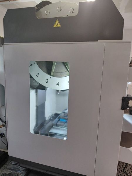 Haas DM-1 CNC Vertical Machining Center, VMC (2022)