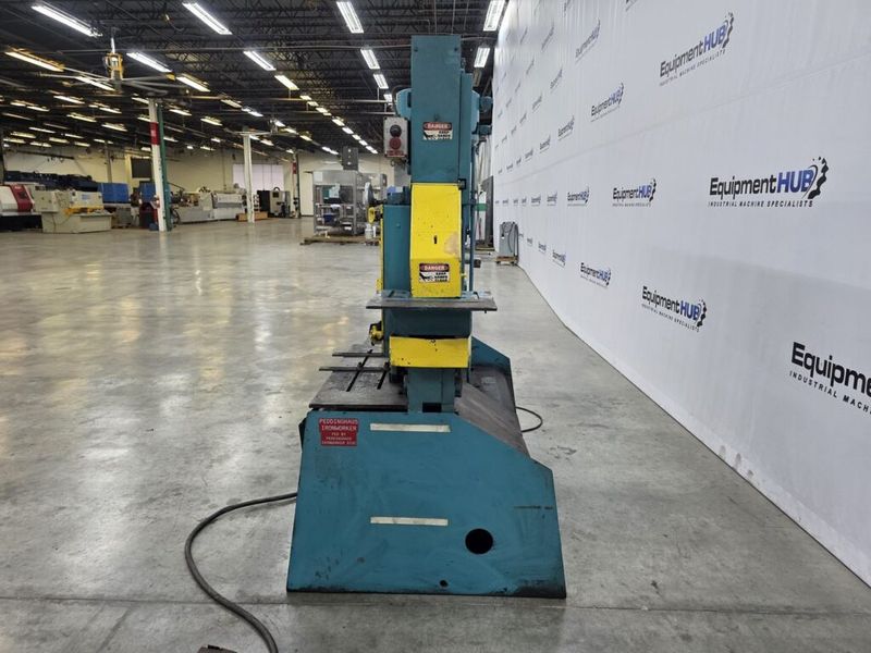 Peddinghaus Peddimax 110/140 110 Ton Ironworker